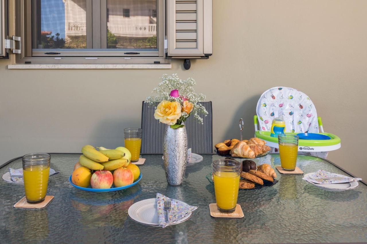 Floral Beach Apt With Lux Extras & Special Treats Колімварі Екстер'єр фото